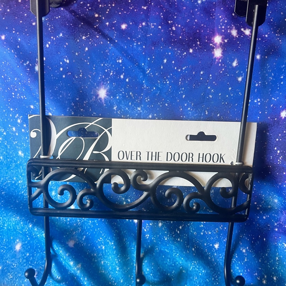 Elegant Black Over-the-Door Hook